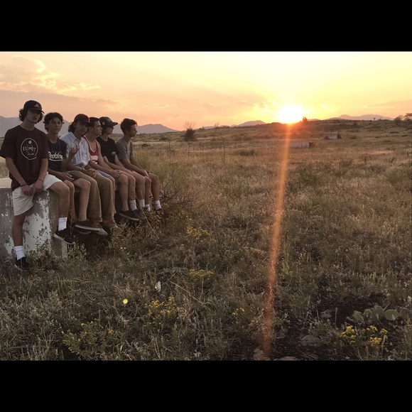 Meet your Posher, Rileu - Picture 1 of 1